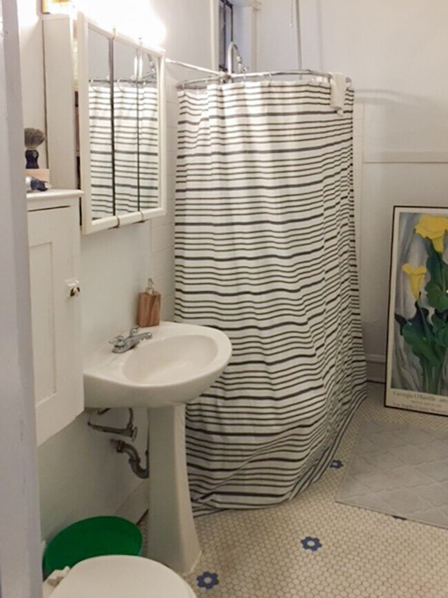 Photo - 626 W Arlington Pl Unit 638-50