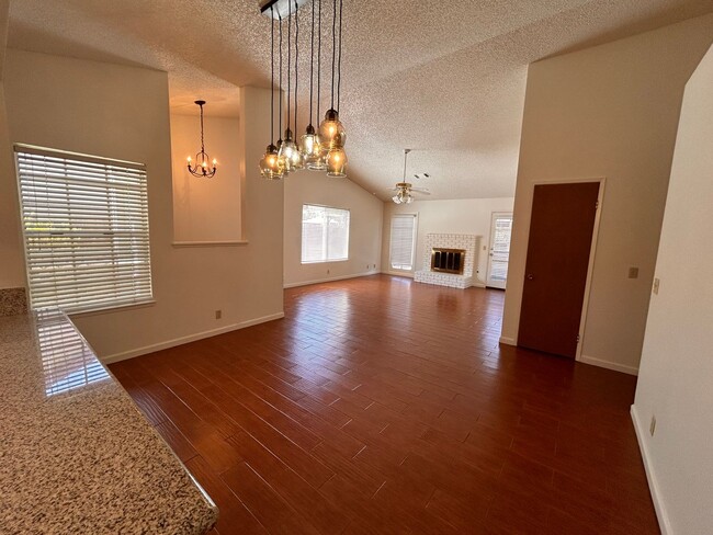 Photo - Cute home for rent in Visalia!