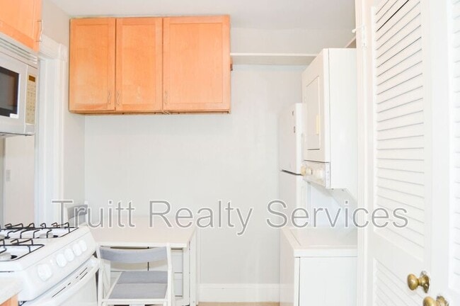 Photo - 201 Kentucky Ave SE Unit #2