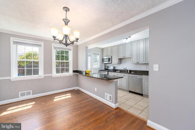 Photo - 8321 Byington Rd