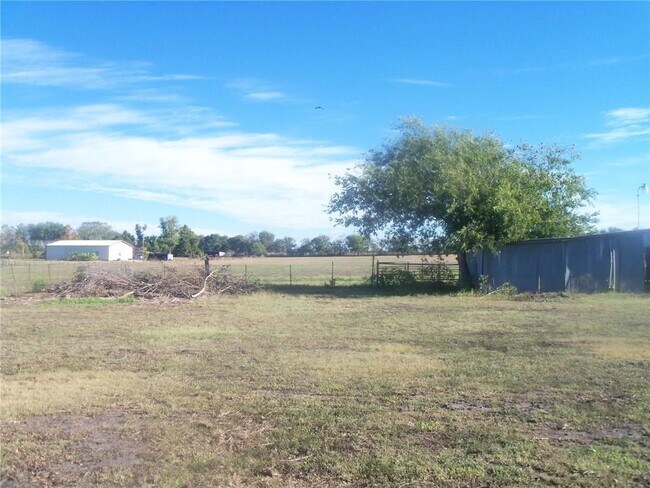 Photo - 9506 Schmidt Ln