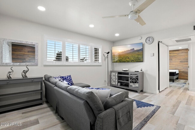 Photo - 700 W University Dr Unit 246
