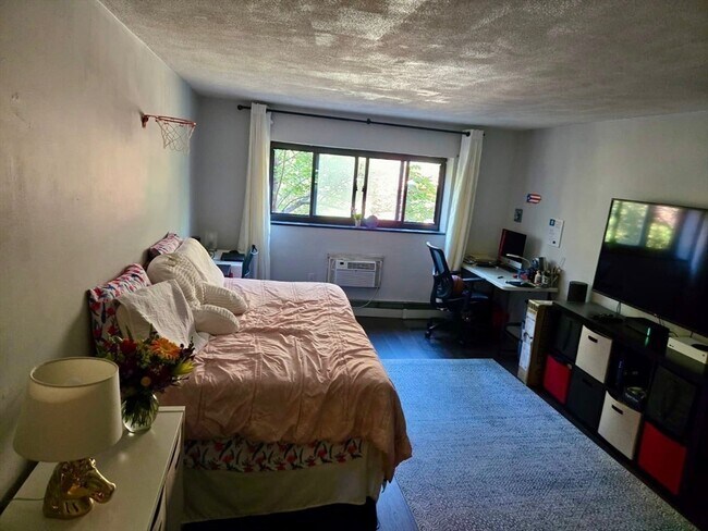 Photo - 15 Walbridge St Unit 23