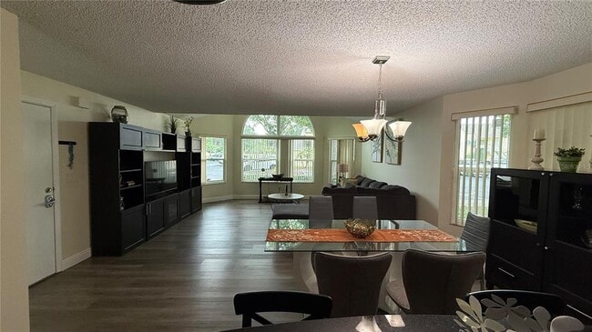 Photo - 5003 Laguna Bay Cir Unit 15