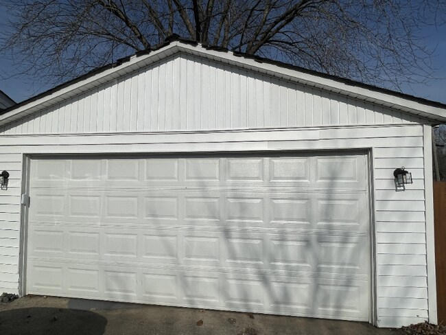 Photo - 3505 Curtiswood Ln E