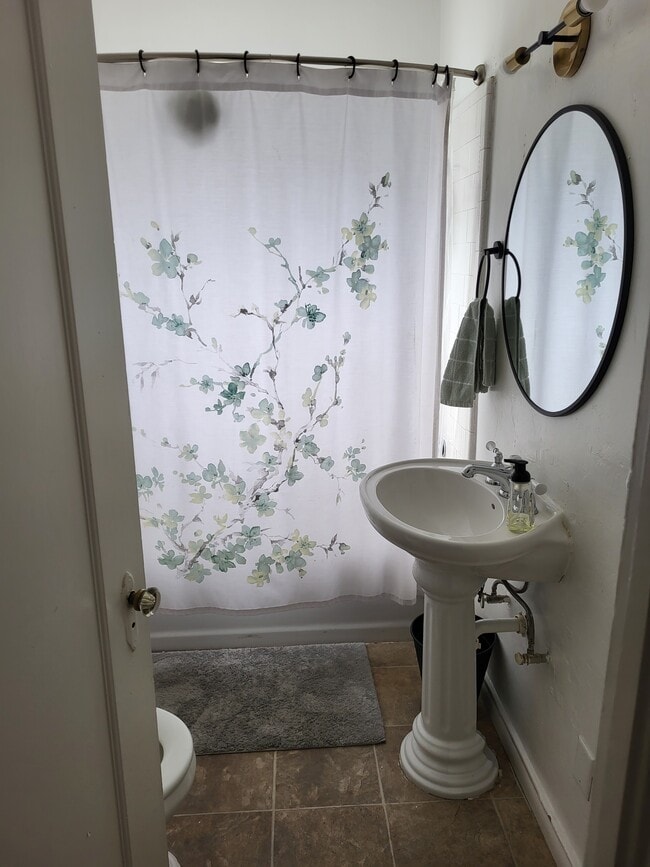 Photo - 1307 W Noble Ave