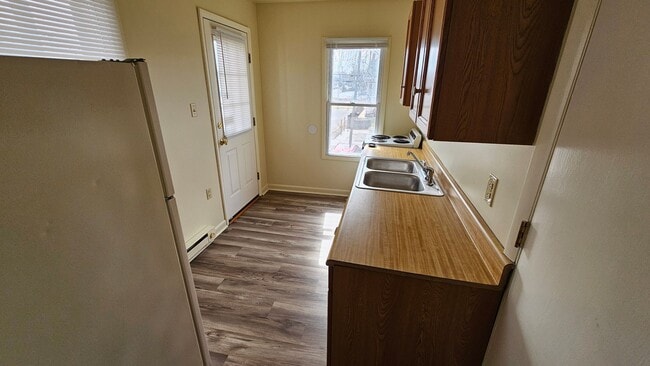 Photo - 2nd Floor 1 Bedroom Apartment! Unidad 409 George Street B