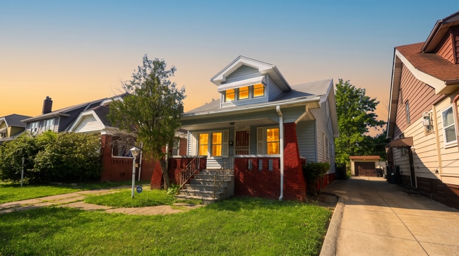 Photo - 13609 Melzer Ave