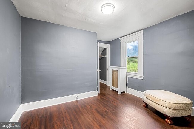 Photo - 3727 Milford Ave