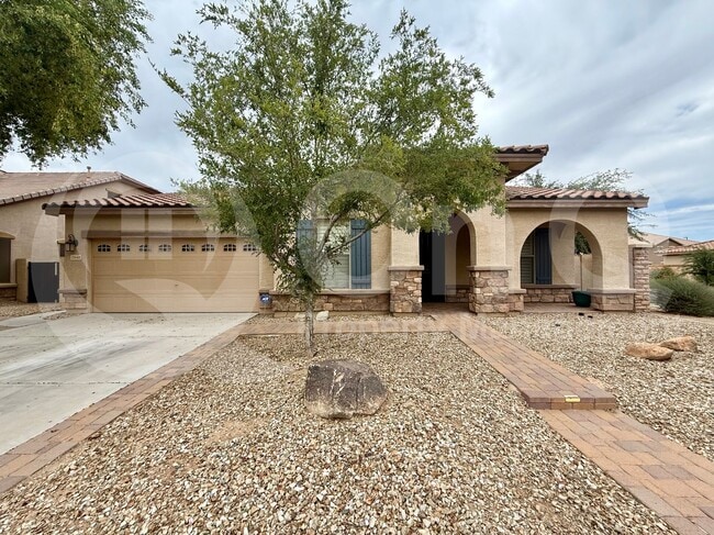 Building Photo - 2848 E Fandango Dr