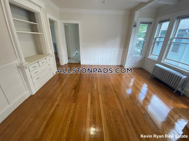 Photo - 17 Boulevard Ter Unit 2