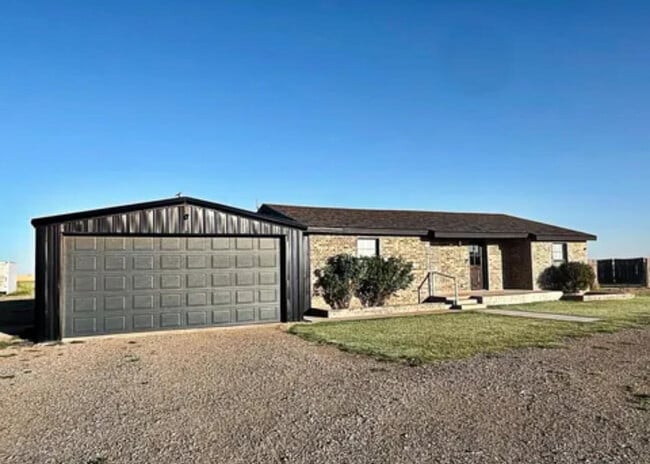 Building Photo - 16704 County Rd 1350