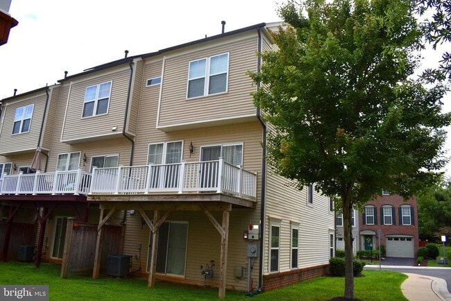 Building Photo - 22455 Glenbow Way Rental