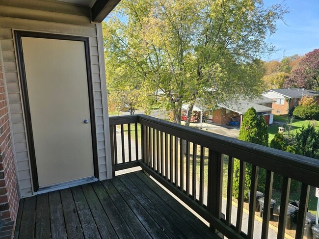 Photo - 800 Thomas Ct