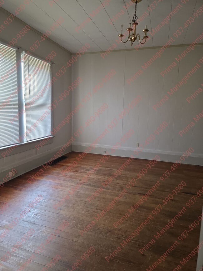 Photo - Great 2 bedroom w/detached garage near UD and Miami Valley Hospital!