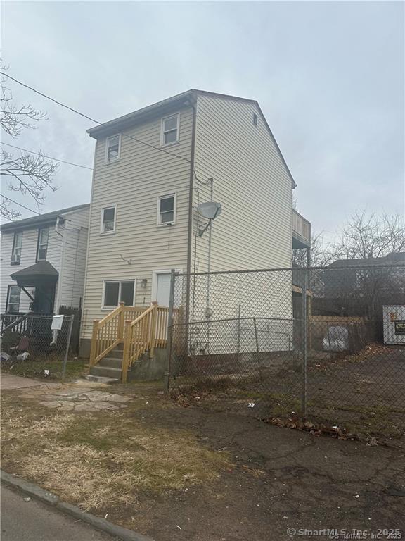 Building Photo - 127 Haven St Rental