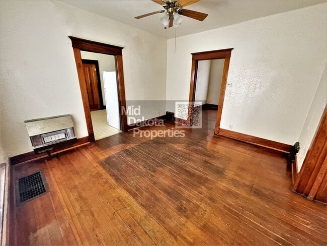 Photo - 421 E 7th- 3 bedroom house