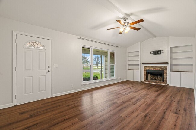 Photo - Murfreesboro Main Level Living with Spacio...