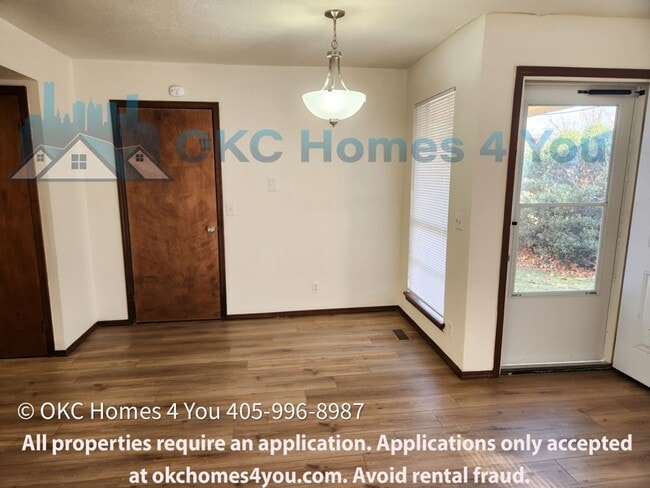 Photo - 515 N Davis Ave