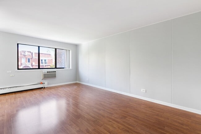 Photo - 5533 N Kenmore Ave Unidad 208