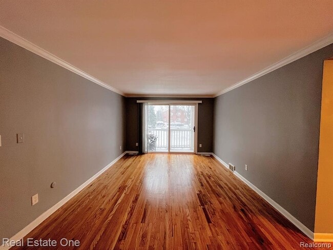 Photo - 463 N Eton St Unit D5