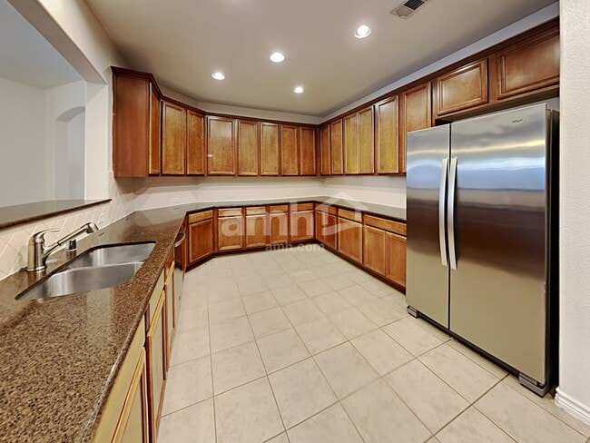 Photo - 5825 Stone Mountain Rd