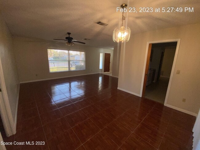 Photo - 304 Darrow Ave