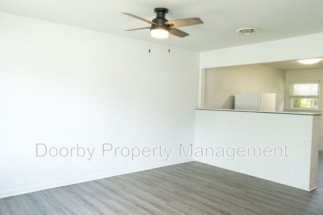 Photo - 2182 Dugan St