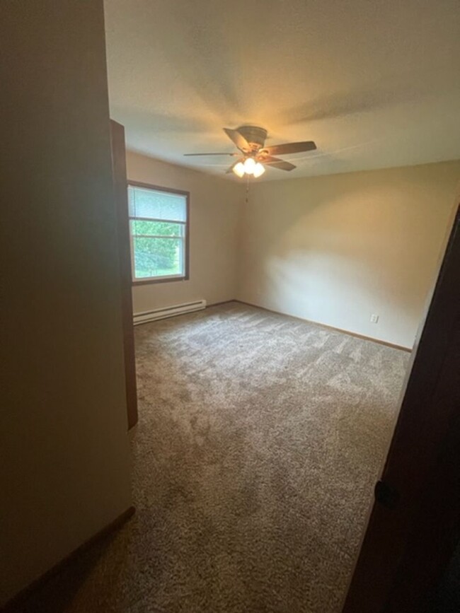 Norwalk 3 Bedroom - Norwalk 3 Bedroom House