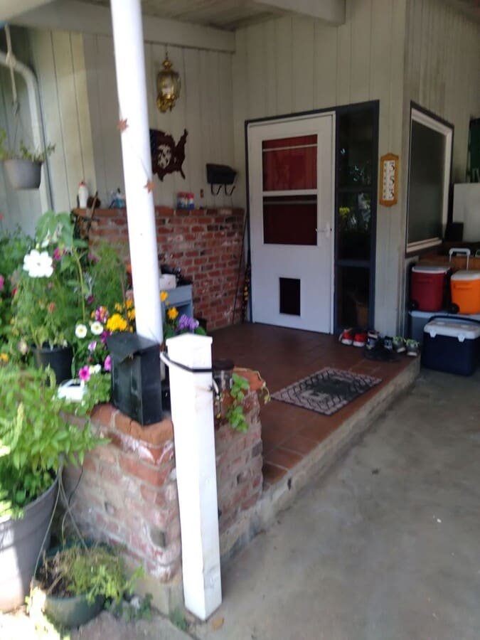 Photo - 353 W Madrone St