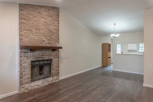 Photo - 1321 Burgess Dr