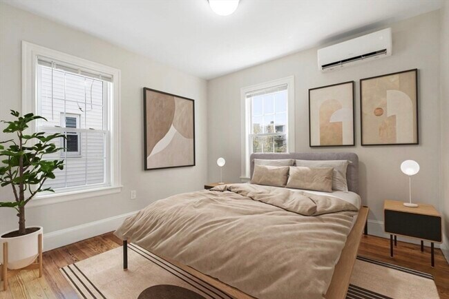 Photo - 511 Geneva Ave Unit 2