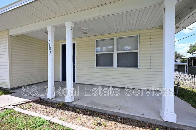 Photo - 1107 King Ave