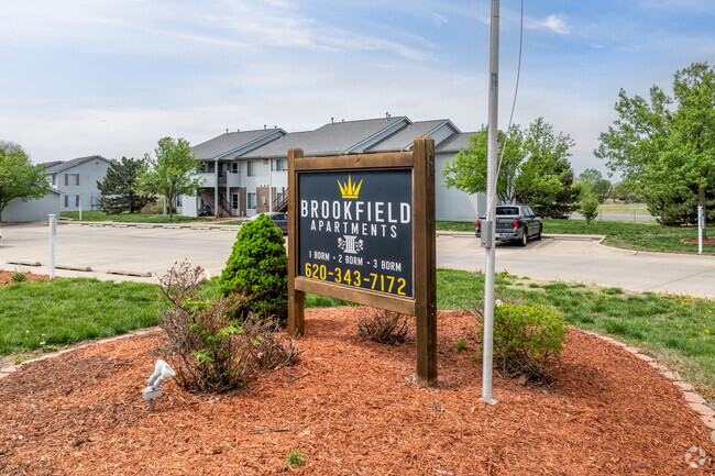 Brookfield Apartments & Townhomes - Brookfield Apartments & Townhomes