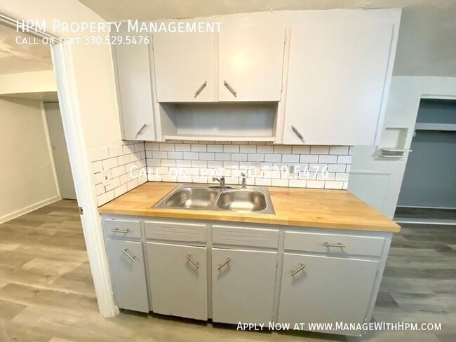 Photo - 1415 Yale Ave NW Unit 9