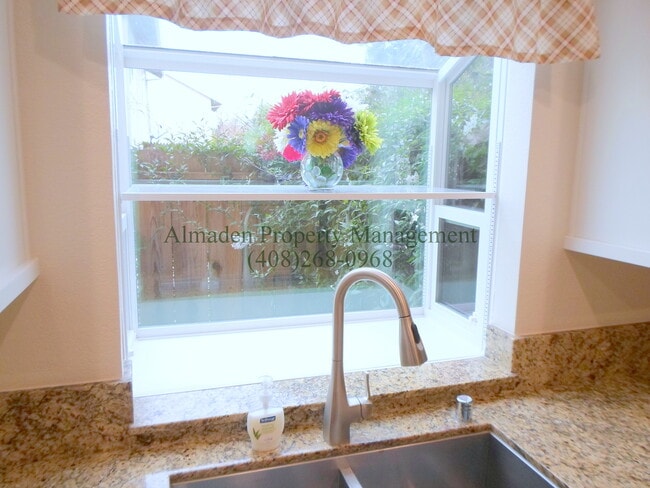 Photo - Remodeled Almaden Townhome in Great Location! Award Winning Schools! Central A/C!!