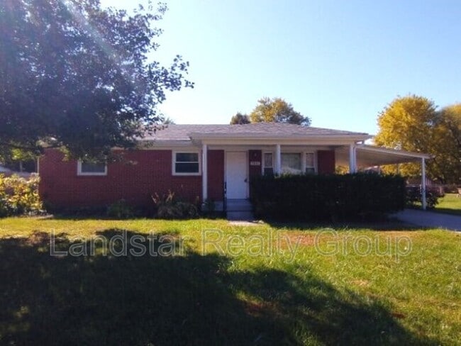 Photo - 5612 Walnut Way