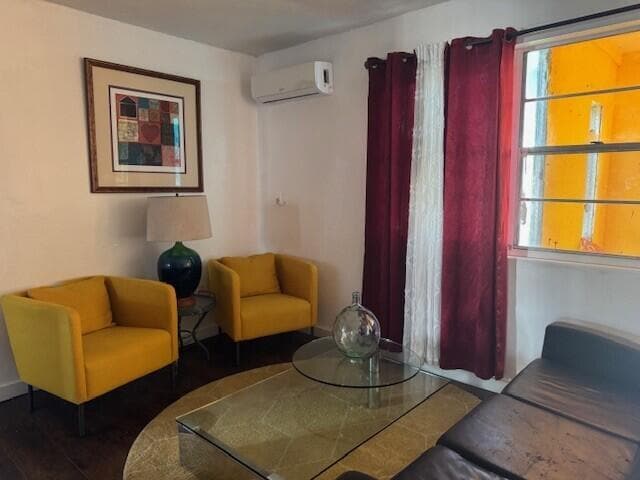 Photo - 545 SW 4th St Unit 1