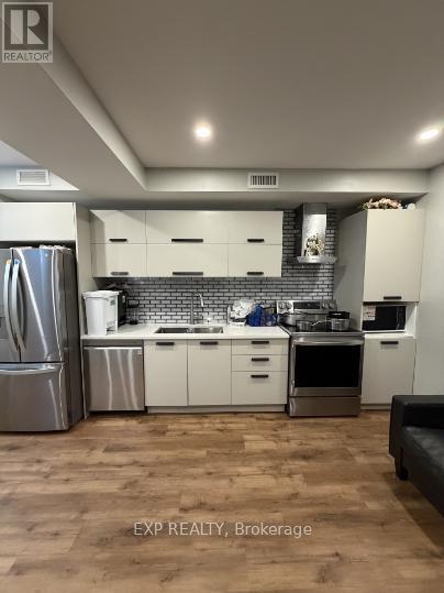 Photo - 1377 Maxime St