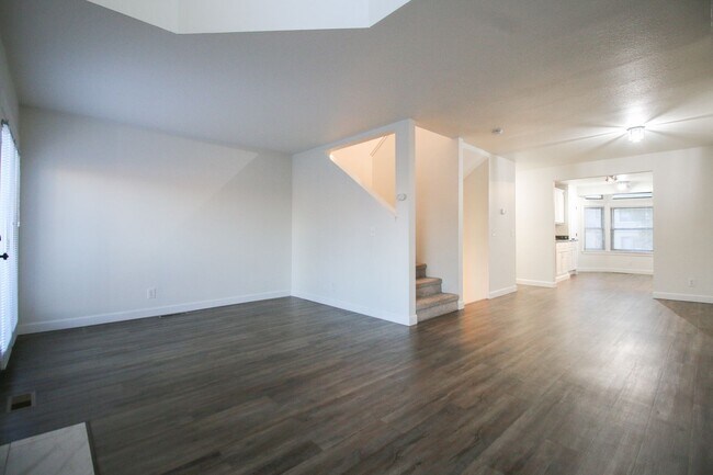Photo - 2 Bedroom, 2.5 Bath Walking Distance From the Riverside Trails and Downtown!