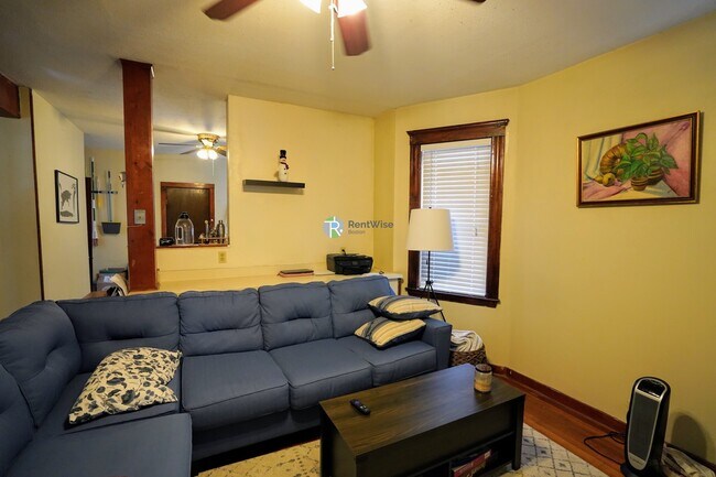 Photo - 15 Sumner St Unit 1