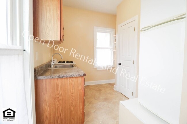 Photo - 1101 Lake Ave Unit 1101 Lake Ave Apt 2