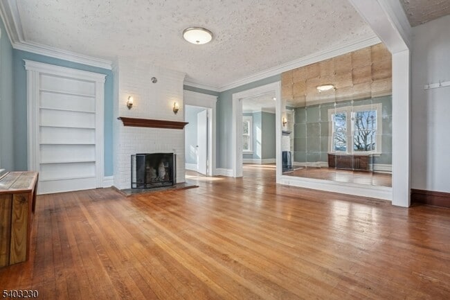 Photo - 216 William St Unit 1