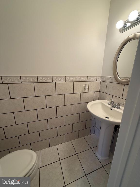 Photo - 1070 Baywood Dr