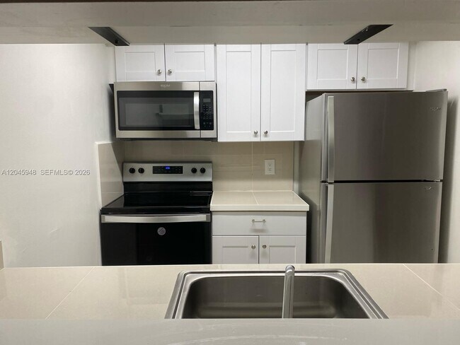 Photo - 5612 Rock Island Rd Unidad 167