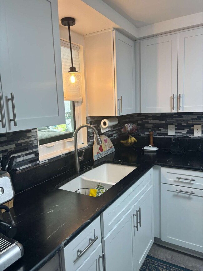 Photo - Charming Villa for Rent in Venice Gardens Unit 4