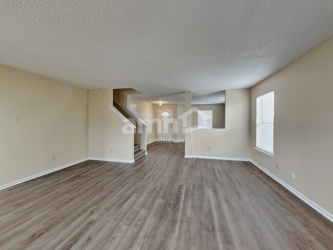 Photo - 1939 Dutch Elm Dr