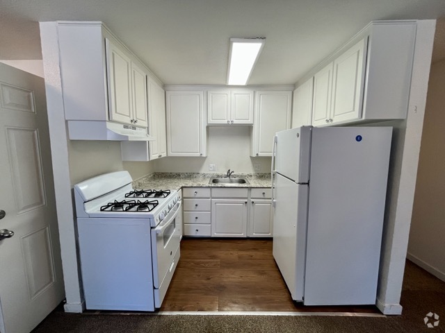 Building Photo - Ski Run Unit 29 Rental