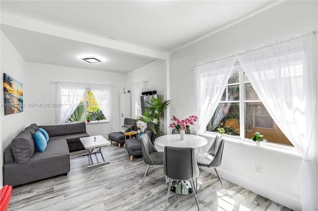 Photo - 750 Pennsylvania Ave Unit 6