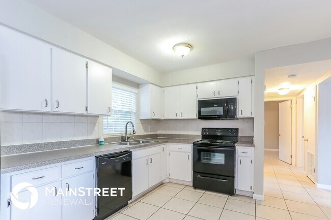 Photo - 4500 58th St N